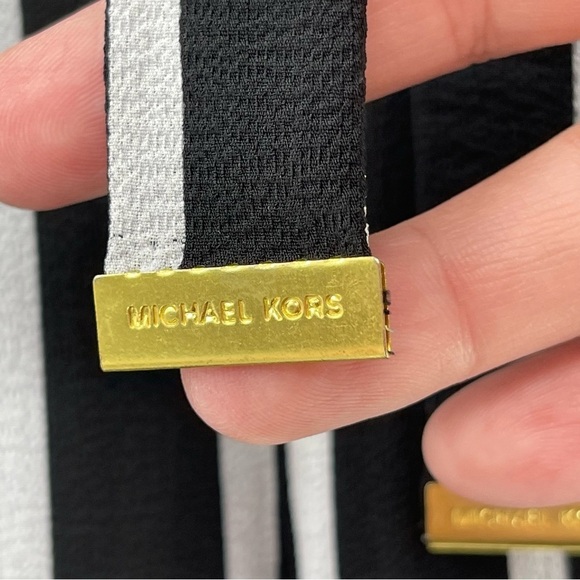 Michael Kors Black White Pinstripe Cropped Pull On Pants Size Small - Picture 3 of 7